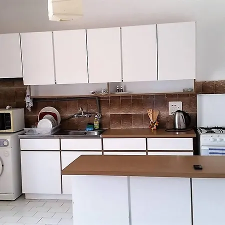 1 Bedroom Apartment With A Magnificent Sea View *